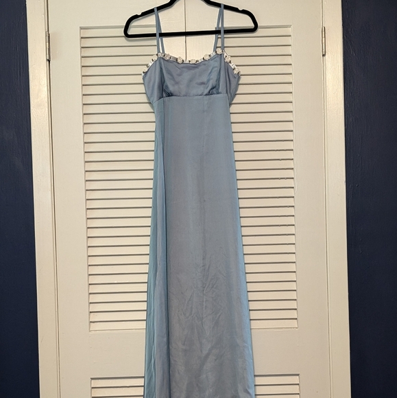 Baby Blue Vintage Prom Dress with Floral Detail - Picture 2 of 5